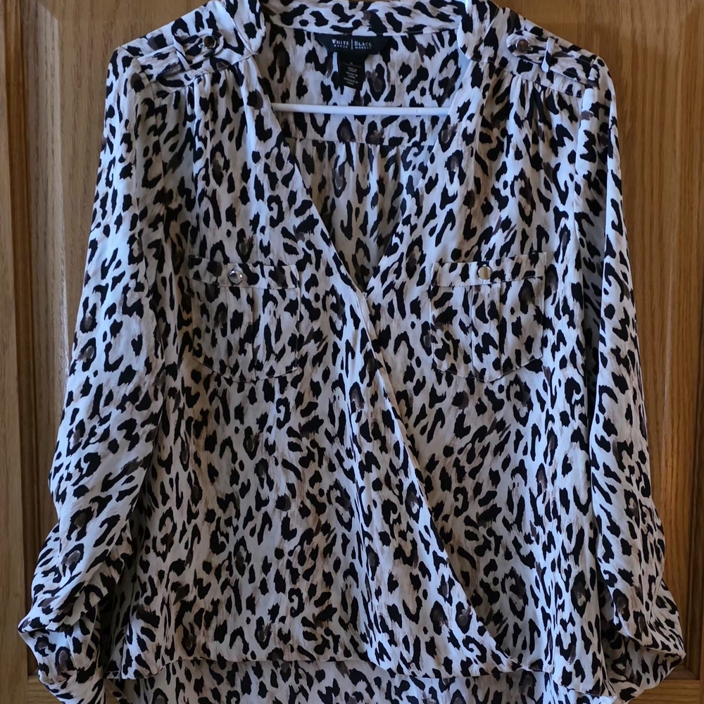 White House Black Market Women's 8 Leopard Print Wrap Blouse